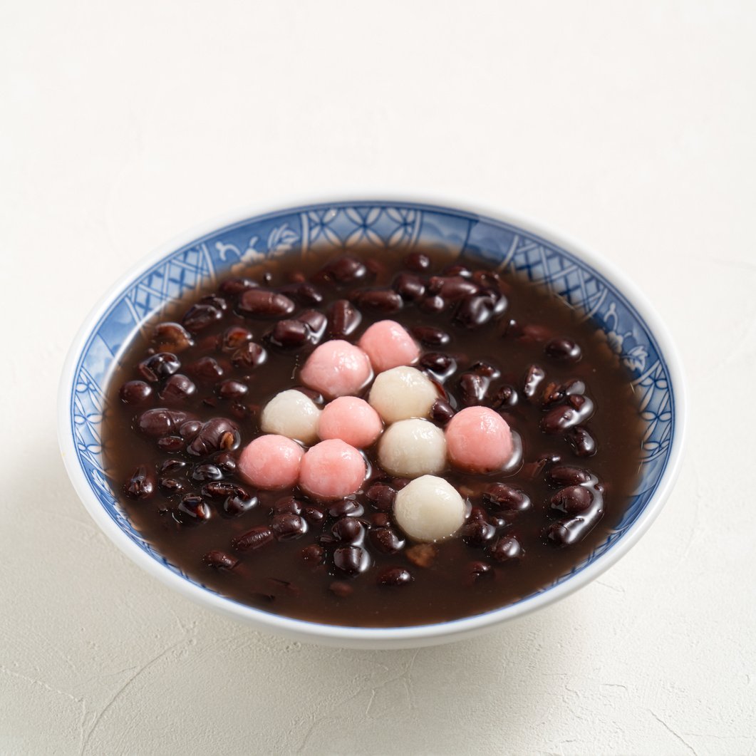 Red and White Tangyuan with Red Bean Soup.